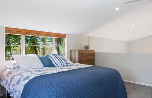 Point Wells House | Relaxing Tropical Retreat - Point Wells Holiday Home