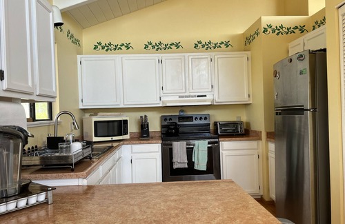 Kula Bed & Breakfast | Relaxing upcountry retreat on the slopes of Haleakalā. Ideal for families.