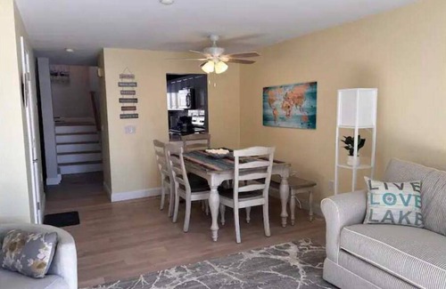 Laconia House | Relaxing Winnipesaukee Condo!
