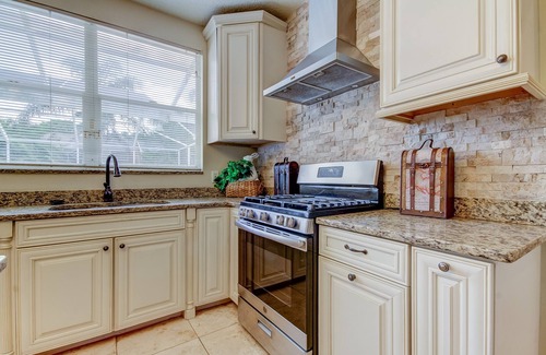 Westchase House | Relocating? (5/3) w/pool