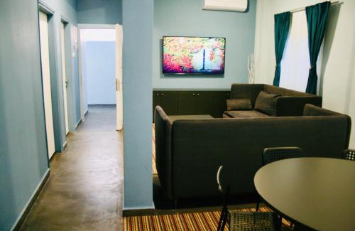 Evosmos Apartment | REM House