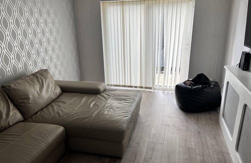 Vange House | Remarkable 3-Bed House in Basildon