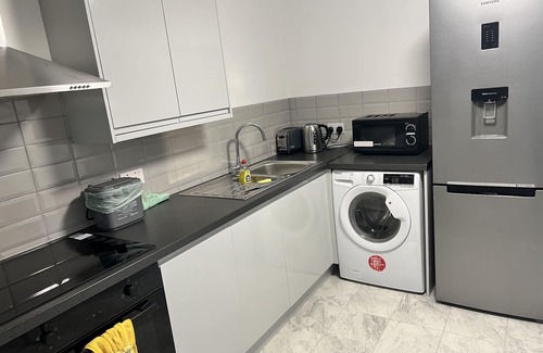 Vange House | Remarkable 3-bed House in Basildon