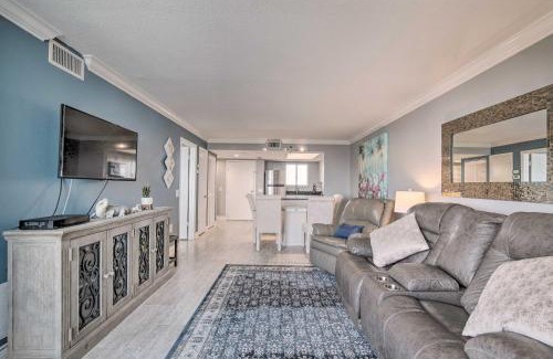 Hudson Apartment | Remarkable Hudson Condo with Coastal Views!