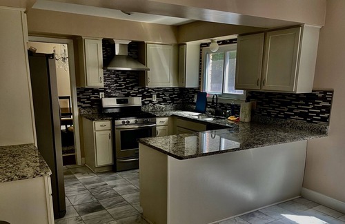 Okemos House | Remodeled 2 story house close to Michigan State University
