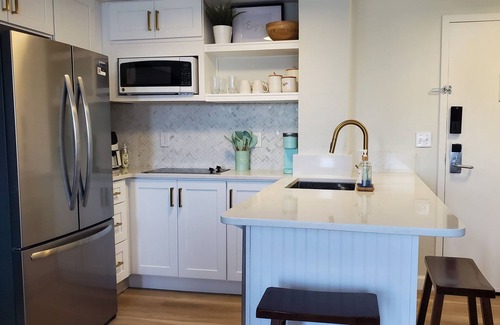 Florida Center Condo | Remodeled 2 BD/2 BA minutes from Universal Studios