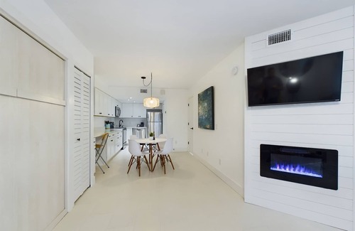Cape Caneveral Beach Gardens Condo | Remodeled 2 Bedroom Condo in Royal Mansions Oceanfront Complex - Cape Canaveral!