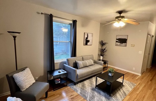 Lansing House | Remodeled 3BD/2BA Home close to MSU/Spartan Stadium