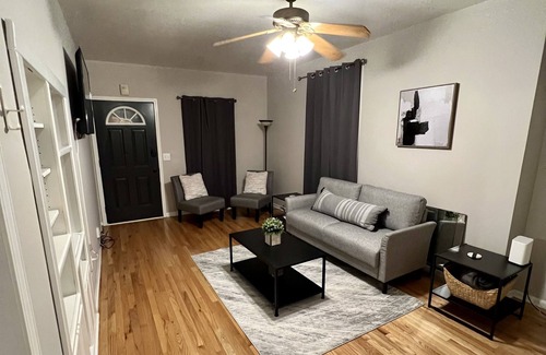 Lansing House | Remodeled 3BD/2BA Home close to MSU/Spartan Stadium
