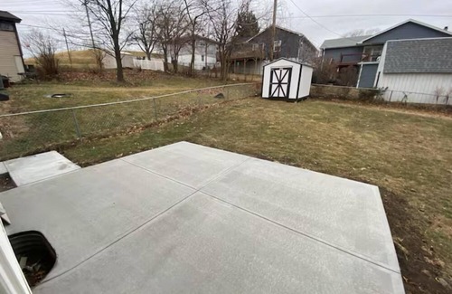 South Central Omaha House | Remodeled 4-2 in the Heart of Omaha- Pay Monthly