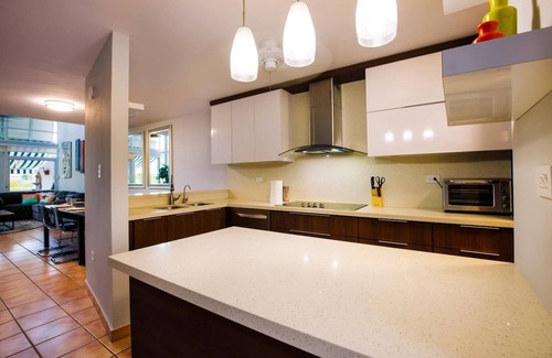 Dorado del Mar Villa | Remodeled 4BR+ /community pool and walking distance to beach