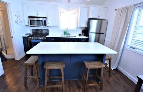Brainerd Cabin | Remodeled Cabin, Grill, Outside Seating, New Heating & AC, Dock, Swimming & More