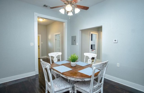Five Points Apartment | Remodeled Historic 2BR 1BA House Near Downtown