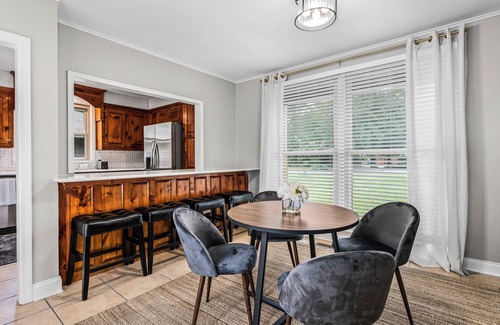 Fort Smith House | Remodeled Home in a Great and Quiet Neighborhood - Close to Everything!