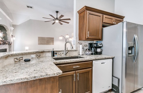 Edmond House | Remodeled home in quiet neighborhood-kid friendly