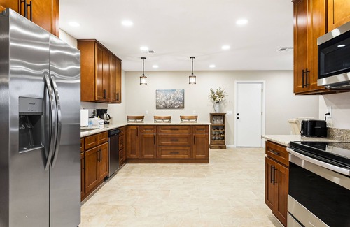 Sun City West House | Remodeled Home in 55+ Active Adult Community, Perfect winter getaway,