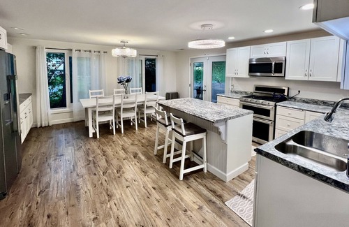 Taylors Falls House | Remodeled home w/firepit, porches, 10 min to river, parks, Wild Mt & Trollhaugen