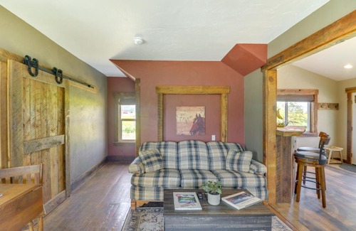 Kalispell House | Remodeled Kalispell Farmhouse with Mountain Views