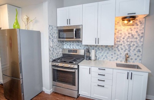 Mahncke Park Apartment | Remodeled Modern 1br/1ba Apt #1 Near Downtown