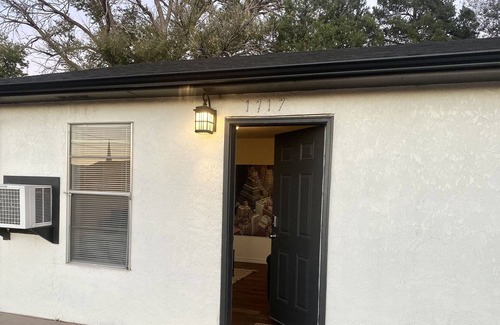 Portales Apartment | Remodeled Modern 2 Bedroom Apartment Close to ENMU