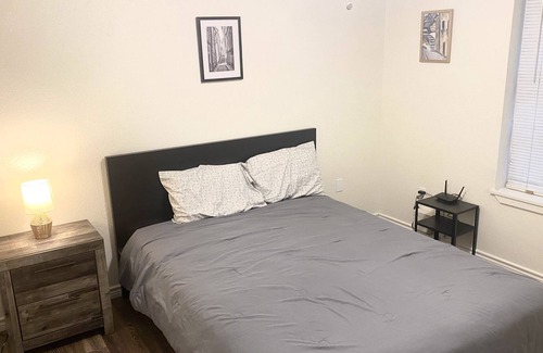 Portales Apartment | Remodeled Modern 2 Bedroom Apartment Close to ENMU
