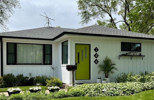 Russell House | Remodeled Ranch Home. Near to all Lake County offers.