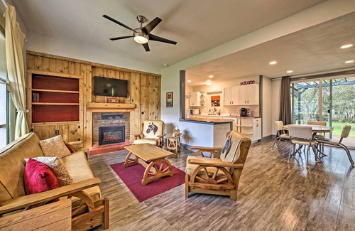 Blanco House | Remodeled Retro Home w/Deck, Walk to Main Street!