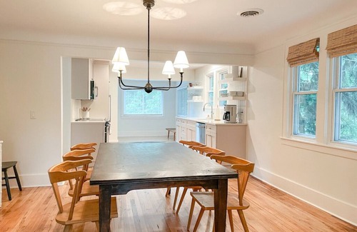 Port Huron Apartment | Remodeled Upstairs Apart. with Lake Views, Half Mile to Beaches, Prime Location