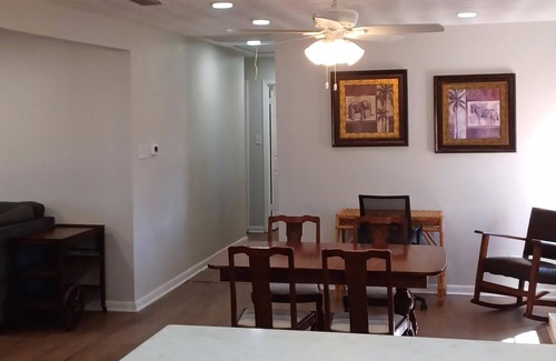 Anna House | Remodeled Vintage Home Close to Anna City Center