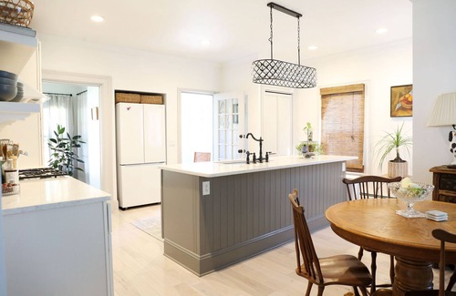 Ithaca House | Remodeled1800s Victorian in heart of Ithaca- Close to parks and downtown