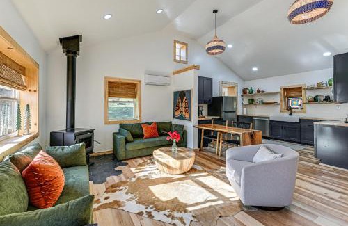 Tuckasegee House | Remote Home with Deck and Grill in Scenic Tuckasegee!