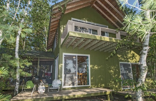 Kenora Cottage | Remote wilderness island with comforts of home