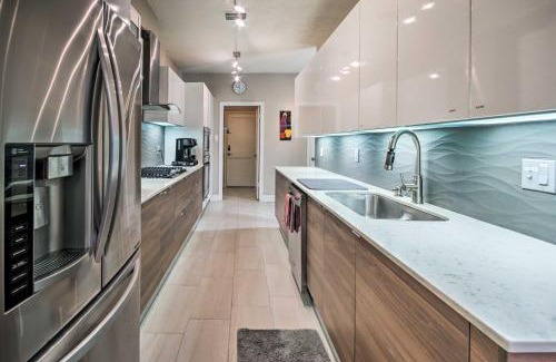 Boulevard Oaks House | Remote-Work Friendly Houston Home with Backyard!