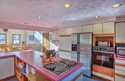 Glenrock Cabin | Remote WY Ranch w/170 Acres & Views Galore!