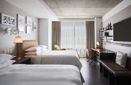College Park Hotel | Renaissance Atlanta Airport Gateway Hotel