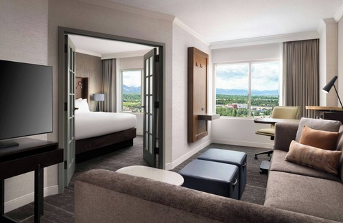 Broomfield Hotel | Renaissance Boulder FlatIron Hotel