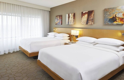 Glenview Hotel | Renaissance Chicago Glenview Suites Hotel