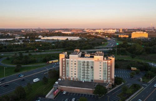 Rutherford Hotel | Renaissance Meadowlands Hotel