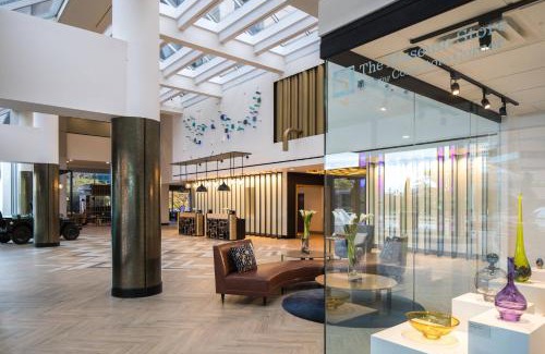 Downtown Toledo Hotel | Renaissance Toledo Downtown Hotel