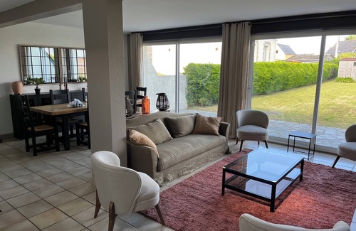 Plouneour-Trez House | Renovated house on the seafront. 3-minute walk from the beach. Ideal for families.