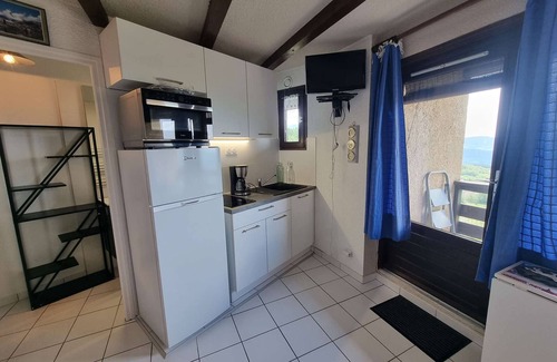 Saint-Michel-de-Chaillol Apartment | Renovated studio 2 pers - South balcony - Pets allowed
