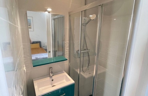 Tharon-Plage Apartment | Renovated apartment in exceptional sea-facing villa