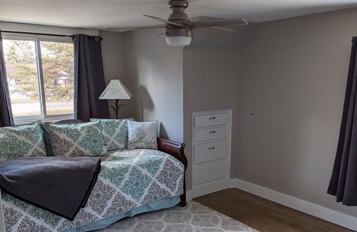 Holly House | Renovated 1940 Tudor close to downtown Holly & many wedding venues