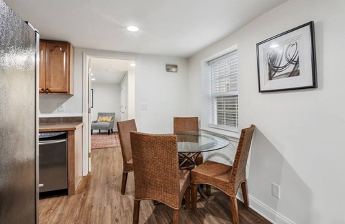 Faubourg Delassize House | Renovated 1BD Steps to St Charles Ave & Street Car