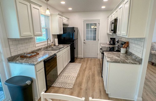 Muncie House | Renovated 3 BR 2 Ba Entire Home with GAME ROOM! 5 Minutes to Ball State!