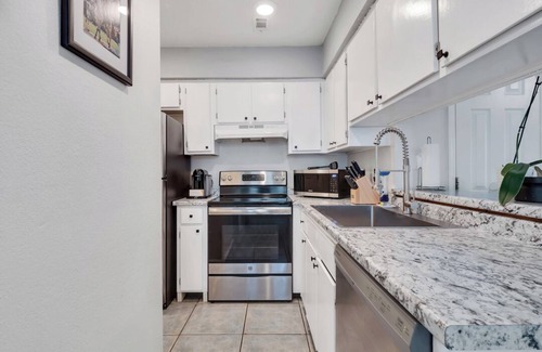 Tallahassee House | Renovated 3BR Home Close to Campus and Downtown