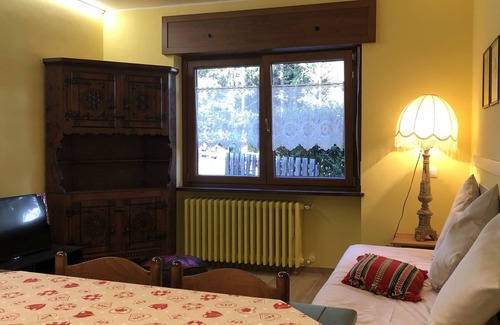 Sauze d'Oulx Apartment | Renovated apartment in the center of Sauze d'Oulx