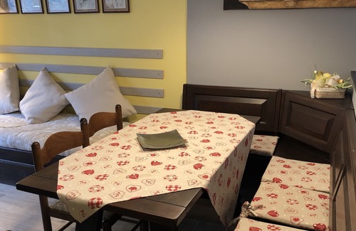 Sauze d'Oulx Apartment | Renovated apartment in the center of Sauze d'Oulx