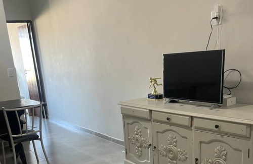 Guarapari Apartment | Renovated apartment a few meters from the sea