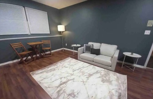Ottawa Apartment | Renovated Apartment In Ottawa